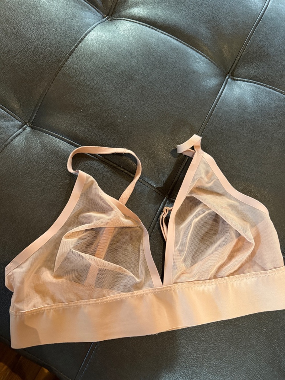 Soma Sheer Triangle Bralette in size large Lightweight Women's Intimates